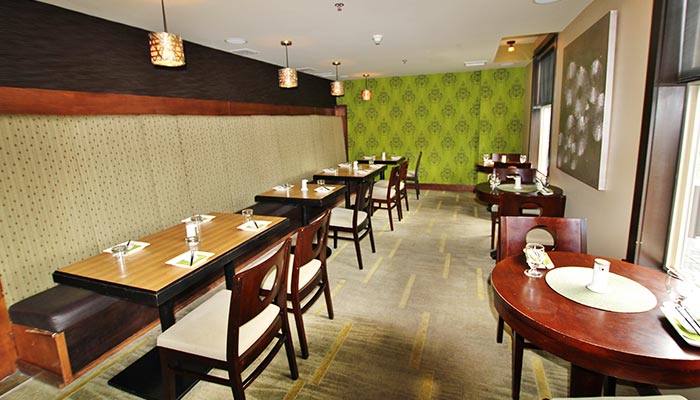 Wild Orchid Bistro and Sushi Lounge dining room
